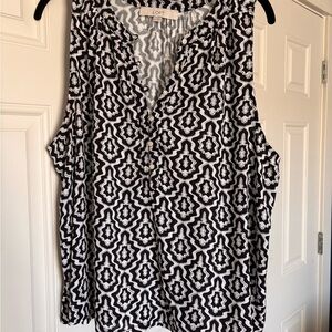 LOFT Black and White Geometric Blouse